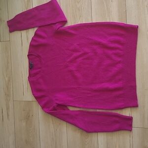 Ann Taylor 100% Cashmere Sweater